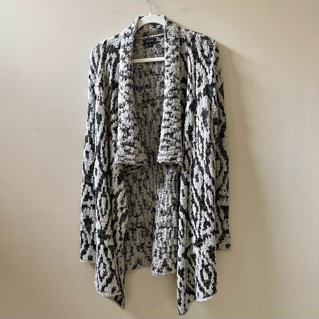 Metallic Black, White W/Gold Long Sleeve Cardigan Sweater M
